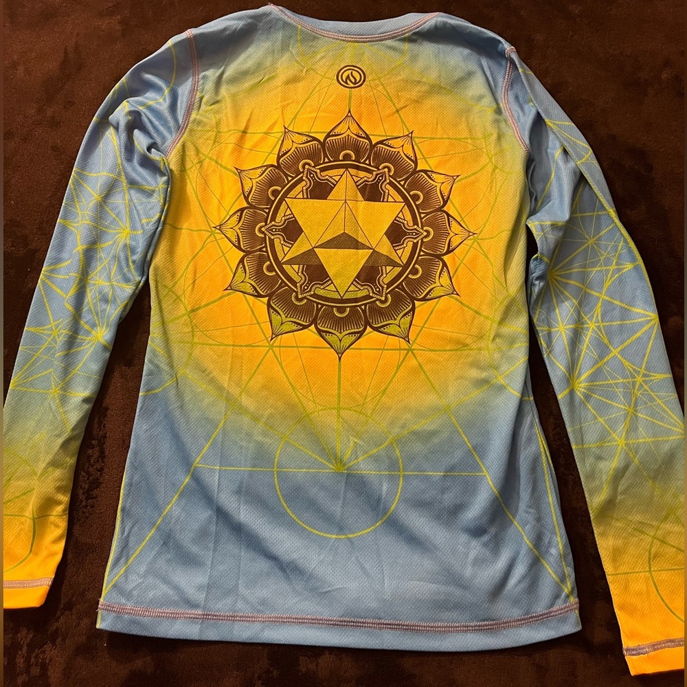 Anahata Long Sleeve tech shirt